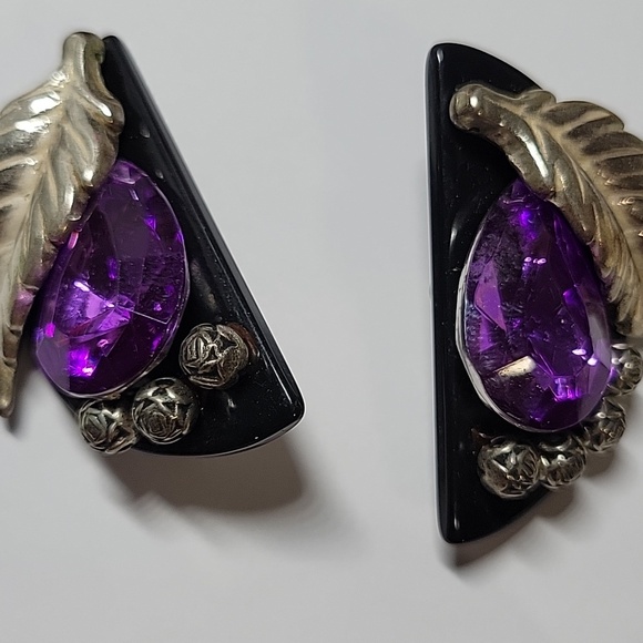 Assorted Purple and Yellow Women's Fashion And Clip-on Earrings Set - Picture 2 of 8